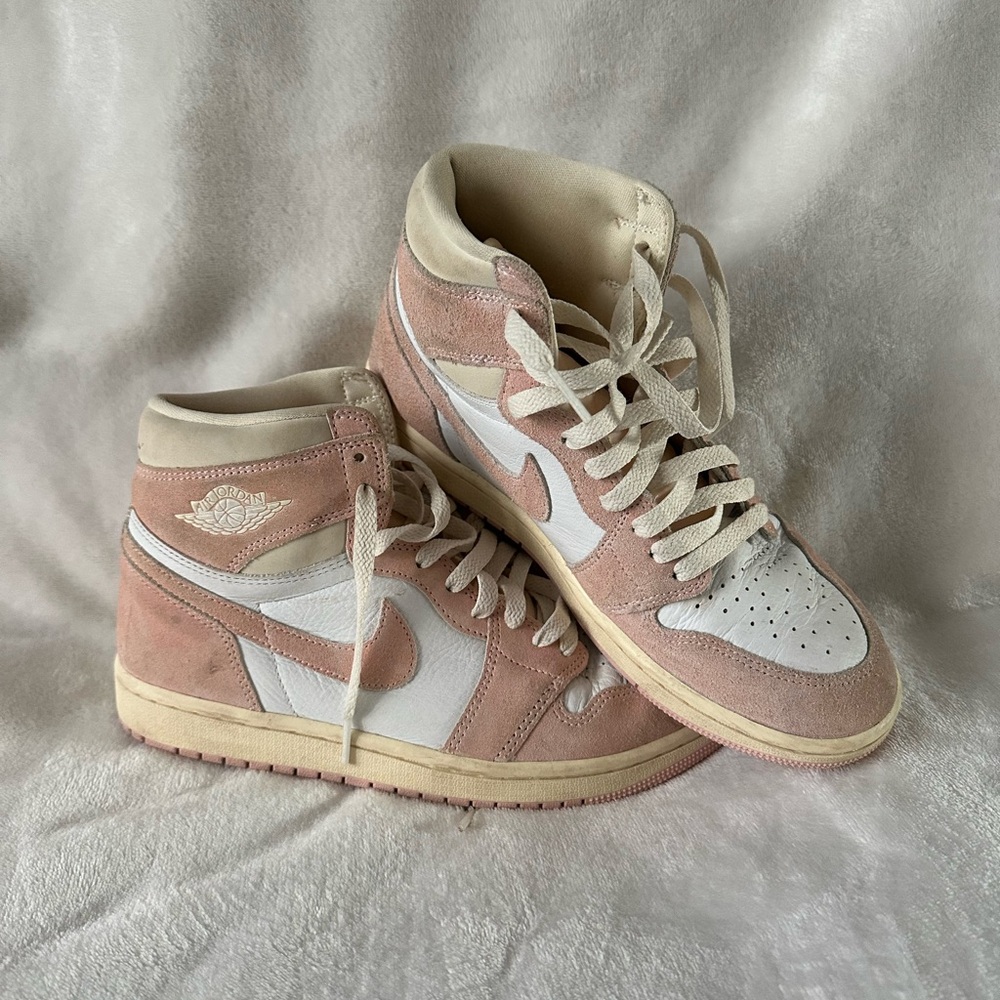 Nike Women's High-Top Sneakers in Pink and White Jordans